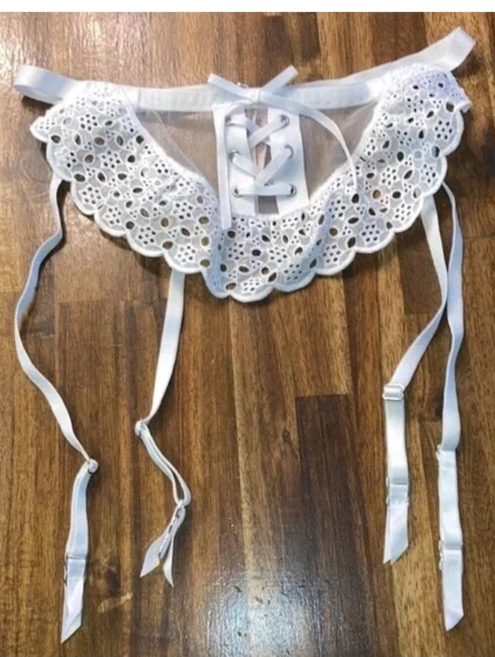 Victoria's secret dream Angel's eyelet lace garter belt skirt XSMALL SMALL WHITE